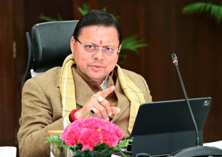 सीएम धामी ने पुलवामा हमले में शहीद हुए वीर जवानों को दी श्रद्धांजलि